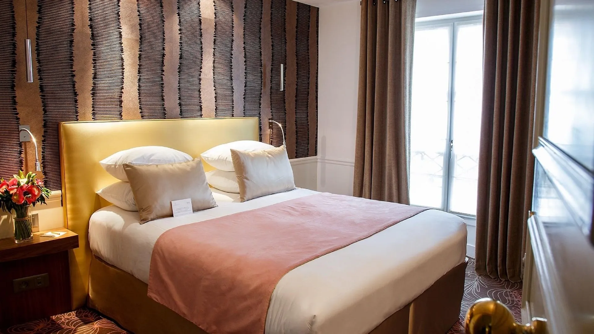 Le Clos Medicis Hotel